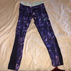 Nike leggings